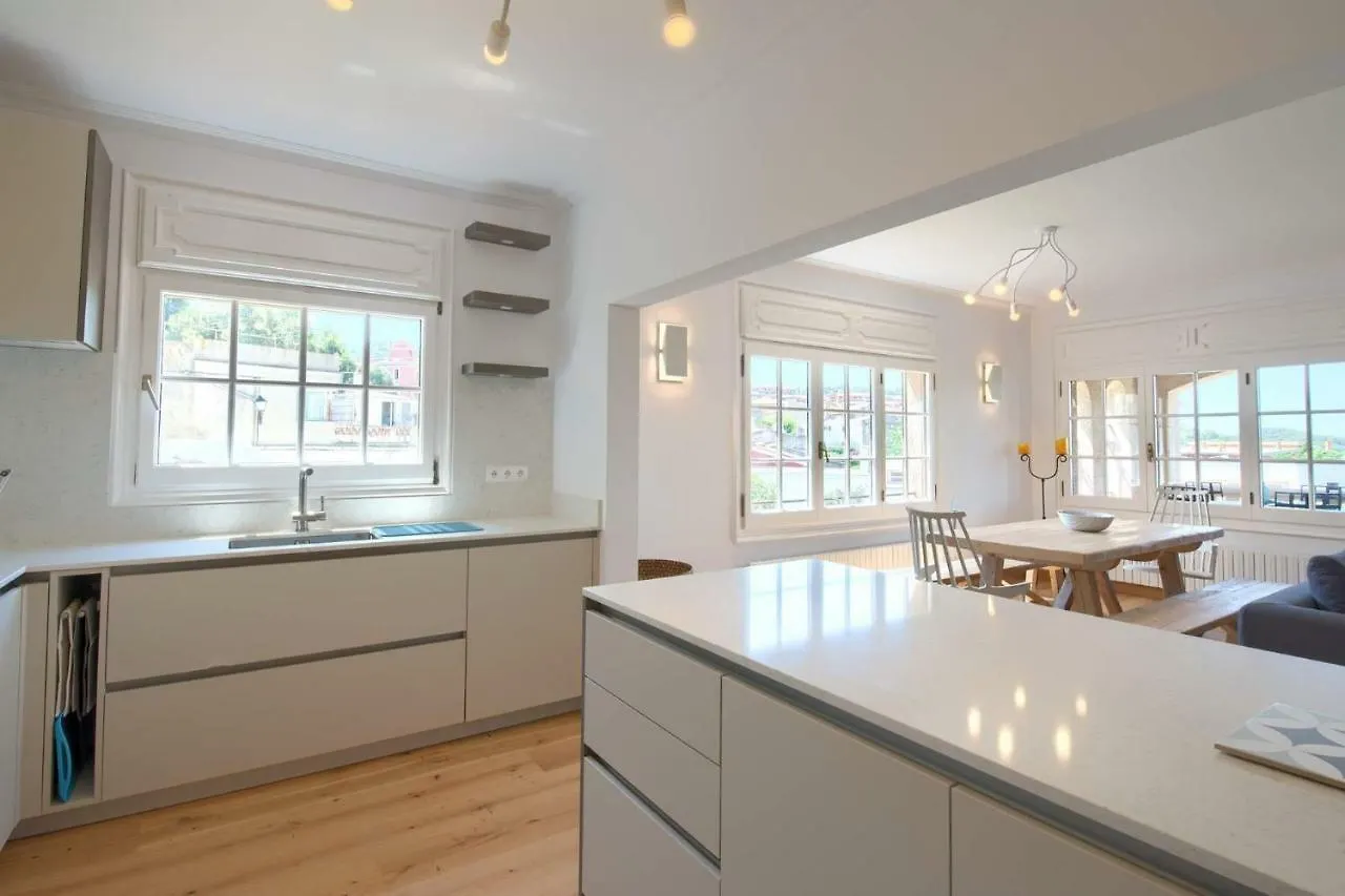 בגור Villa Anna